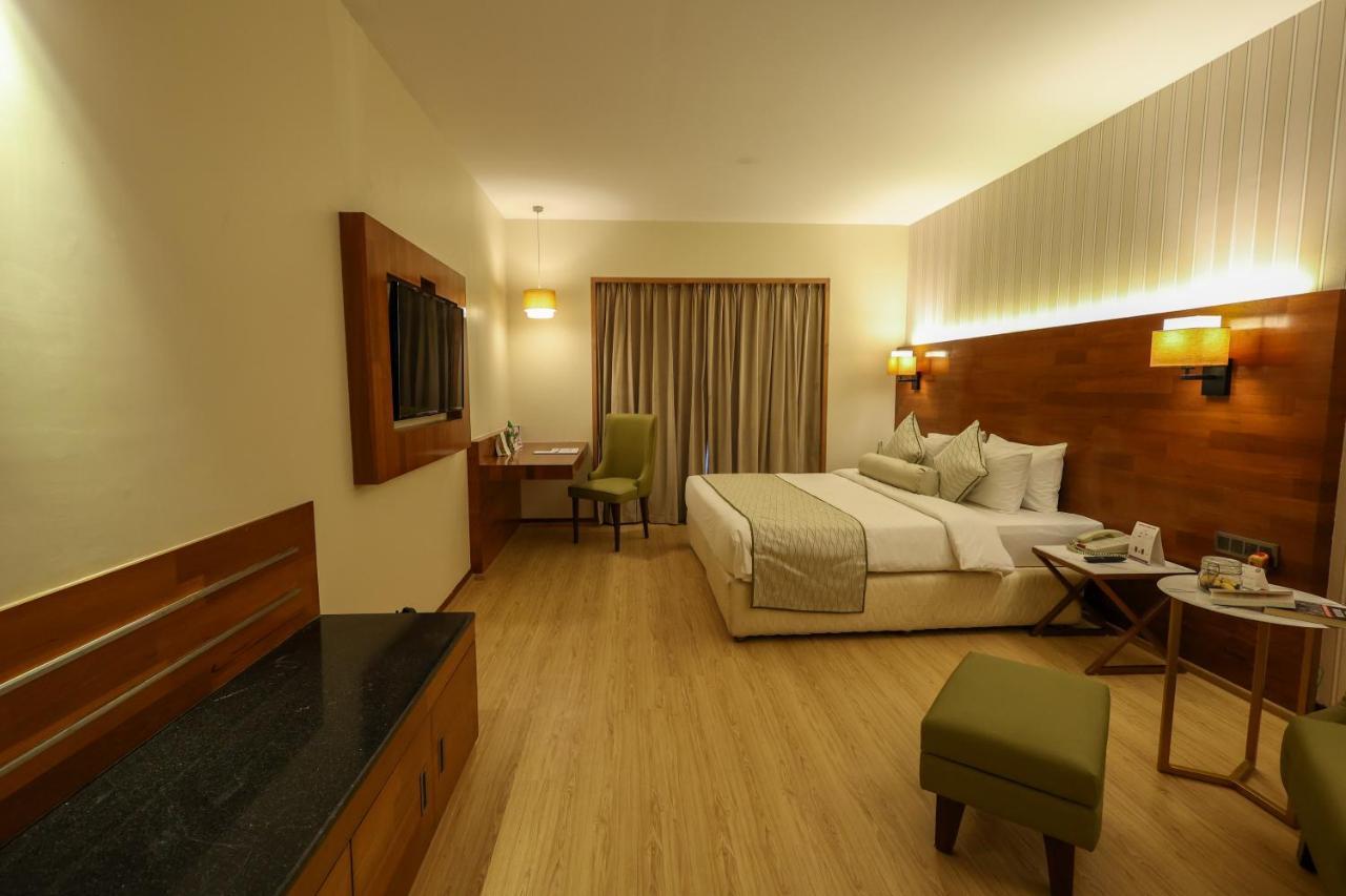 The Orchid Hotel Hinjewadi Pune Eksteriør bilde Deluxe Room