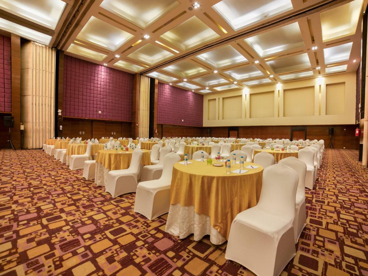 The Orchid Hotel Hinjewadi Pune Eksteriør bilde The Grand Ballroom
