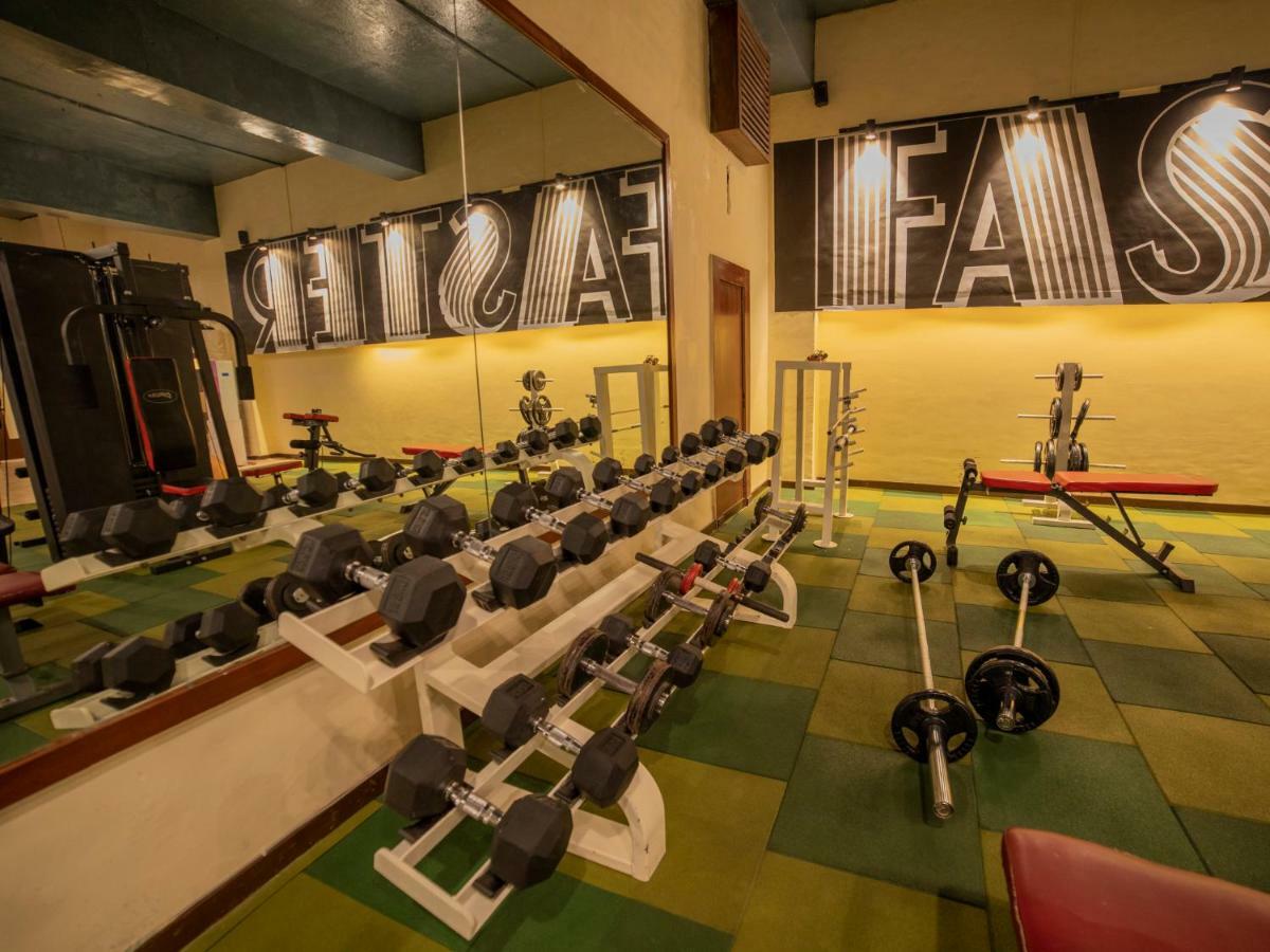 The Orchid Hotel Hinjewadi Pune Eksteriør bilde The gym at the hotel